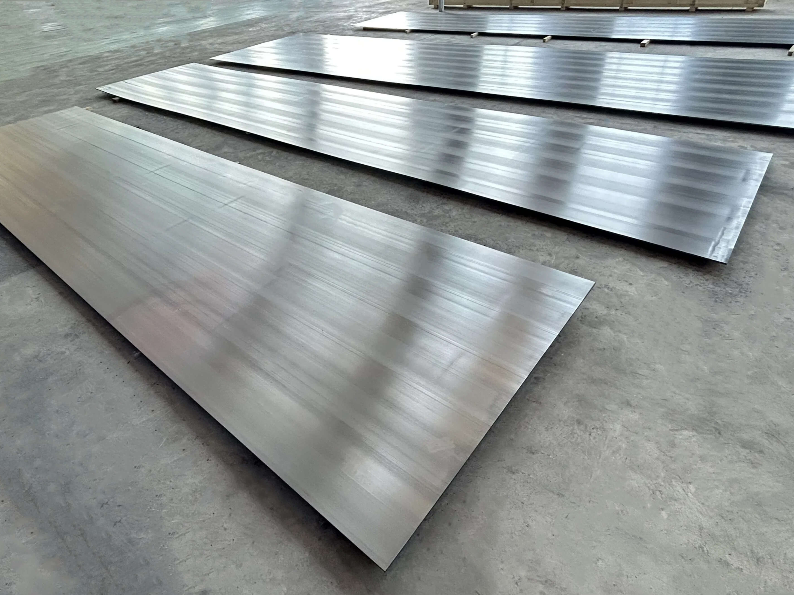 Clad Plate Manufacturer for Stainless Steel/Steel, Nickel/Steel and Titanium/Steel