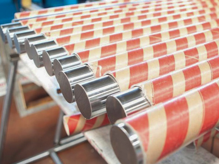 Stainless steel round bars for machined industrial components