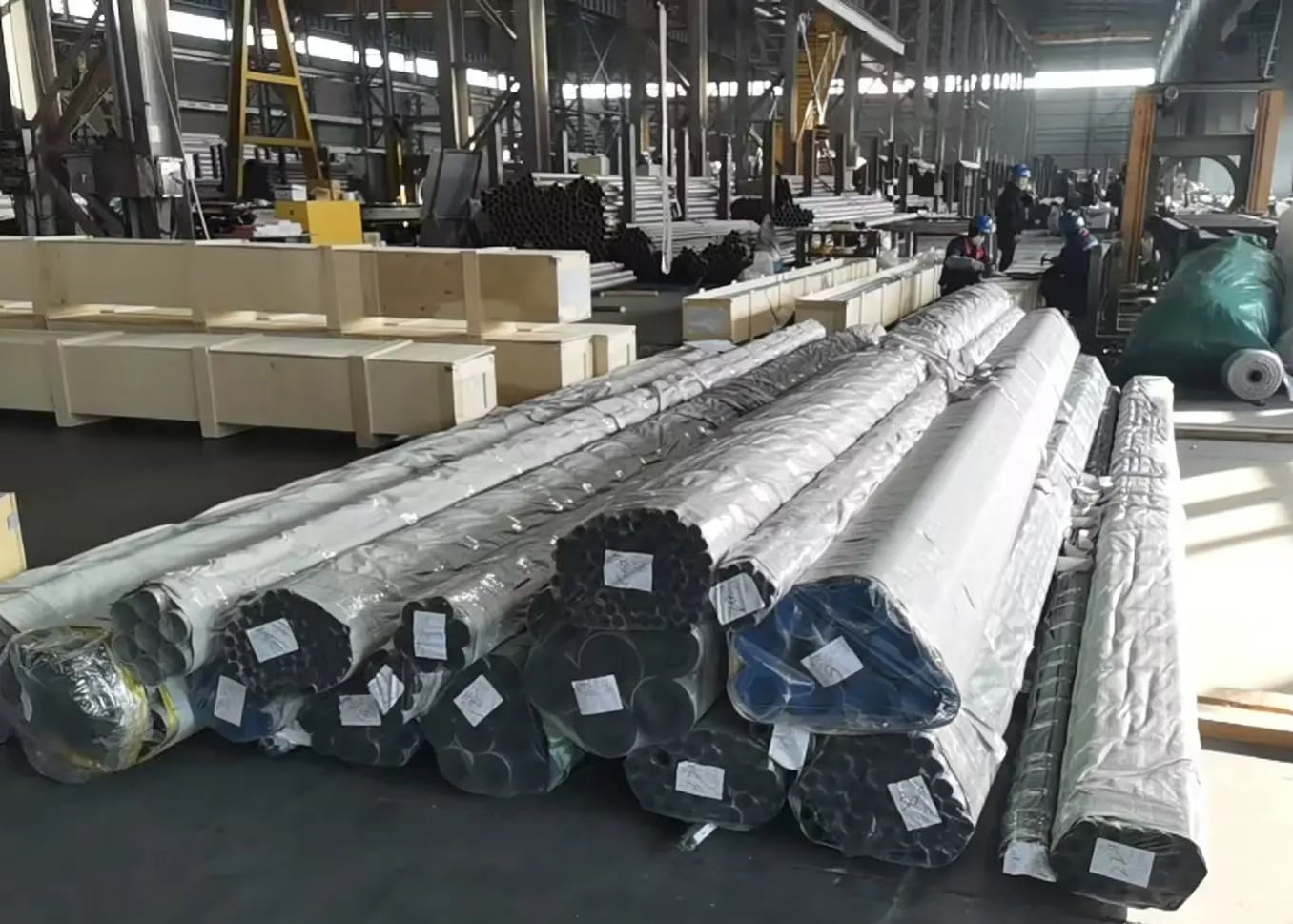 Waterproof export packing and protective wrapping for stainless steel pipe and tube