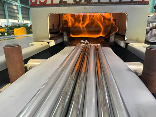 Bright annealing process for stainless heat exchanger and condenser tubing