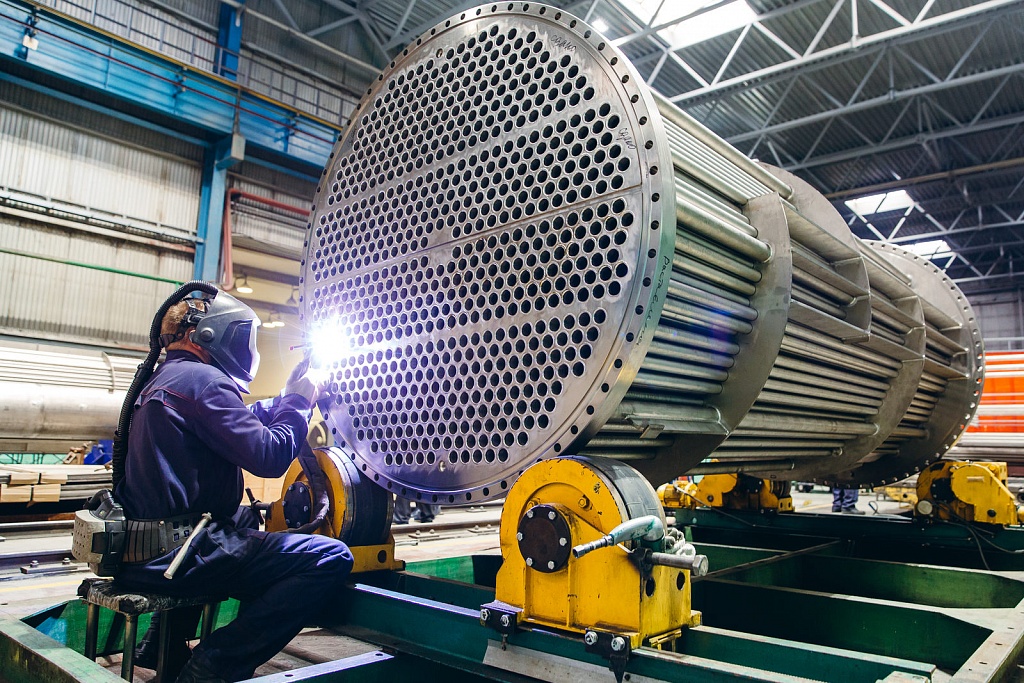Titanium heat exchanger tubes condenser tube bundle and heat transfer products