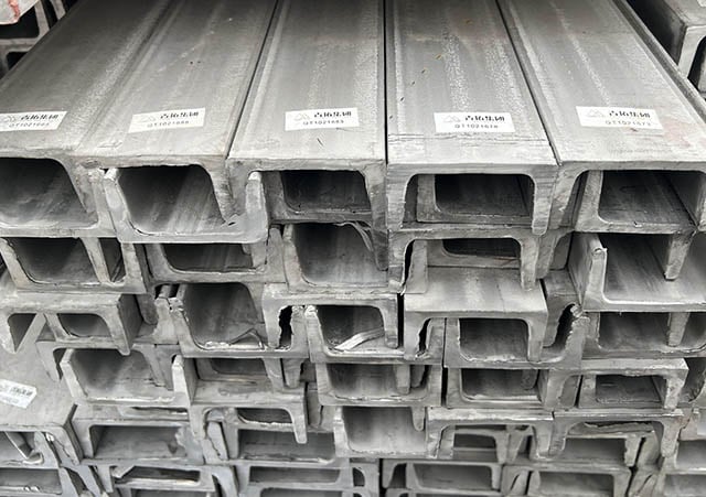 304 and 304L stainless steel channel