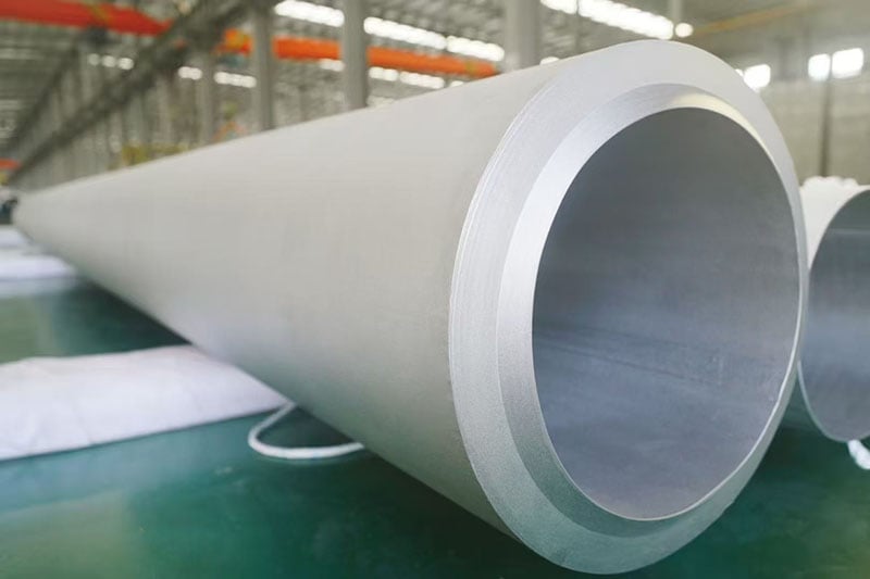 Stainless steel pipe and tube supplied for industrial equipment