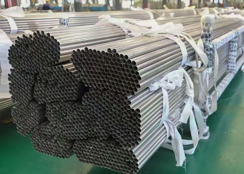 Stainless steel boiler and superheater tubes