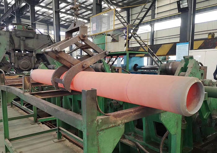 Titanium tube manufacturing equipment and production line
